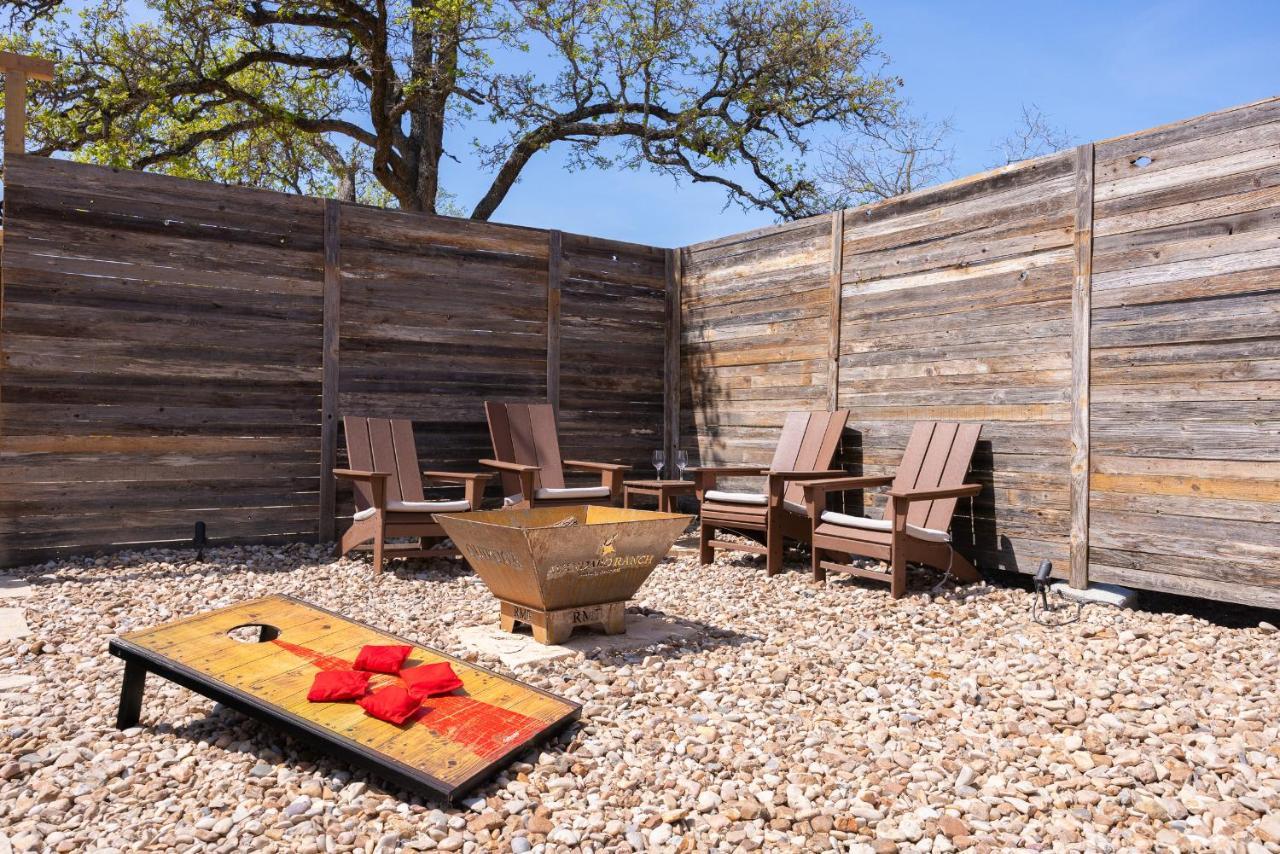 Romantic Tiny Luxury Retreat W Heated Pool, Sauna N Outdoor Shower In Wimberley 10 Acres Villa Dış mekan fotoğraf