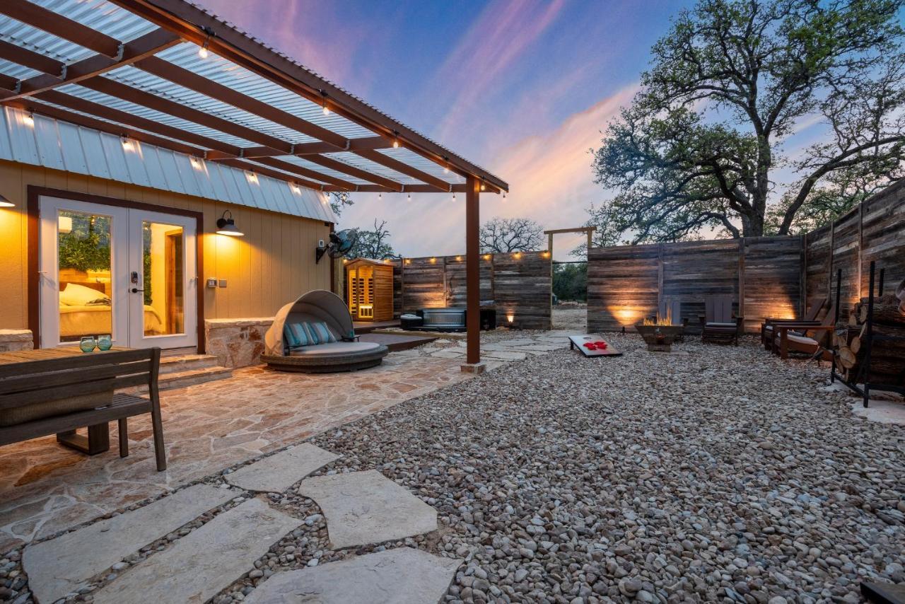 Romantic Tiny Luxury Retreat W Heated Pool, Sauna N Outdoor Shower In Wimberley 10 Acres Villa Dış mekan fotoğraf